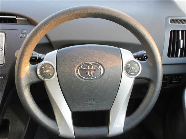 TOYOTA PRIUS 2010 Image 31
