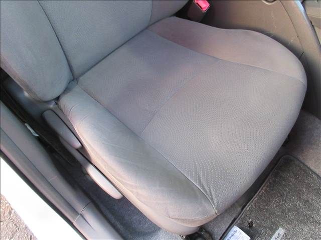 TOYOTA PRIUS 2010 Image 31