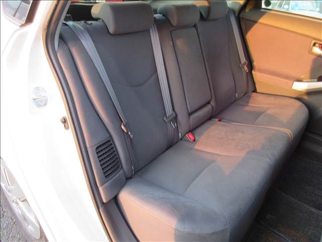 TOYOTA PRIUS 2010 Image 31