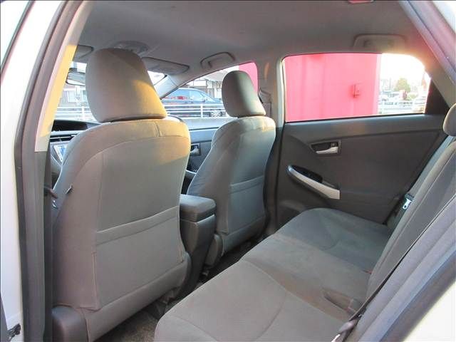 TOYOTA PRIUS 2010 Image 31