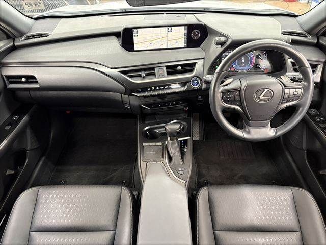 TOYOTA LEXUS UX250H 2021 Image 31