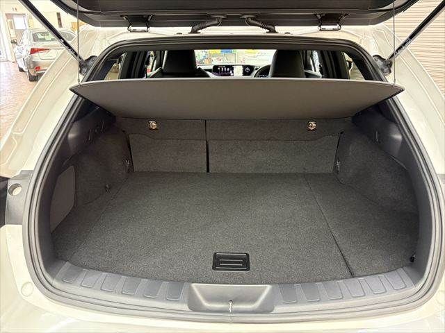 TOYOTA LEXUS UX250H 2021 Image 31