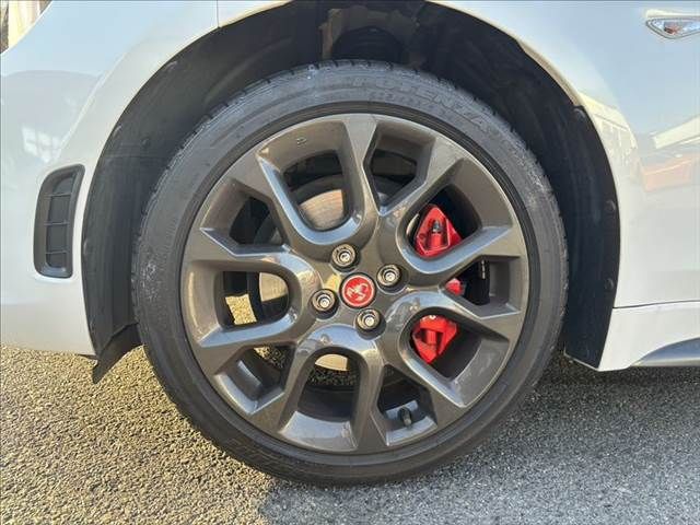 FIAT ABARTH 124 SPIDER 2018 Image 31