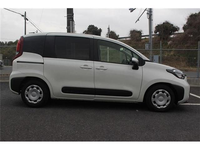 TOYOTA SIENTA 2023 Image 31