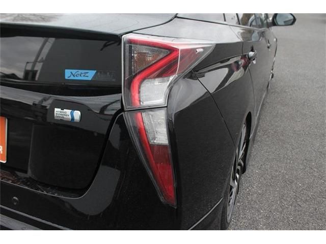 TOYOTA PRIUS 2016 Image 31