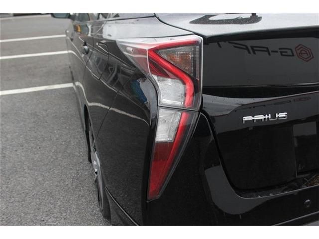 TOYOTA PRIUS 2016 Image 31