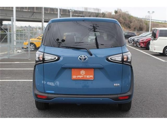 TOYOTA SIENTA HYBRID 2022 Image 31