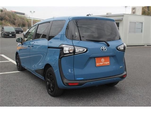 TOYOTA SIENTA HYBRID 2022 Image 31