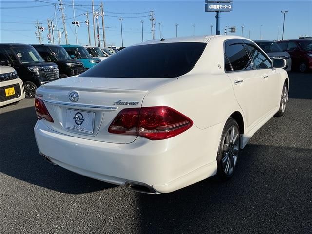 TOYOTA CROWN SEDAN 2009 Image 31