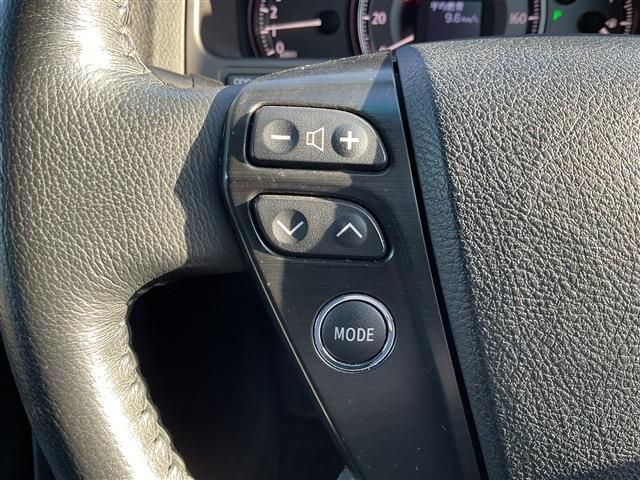 TOYOTA CROWN SEDAN 2009 Image 31