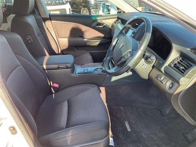 TOYOTA CROWN SEDAN 2009 Image 31