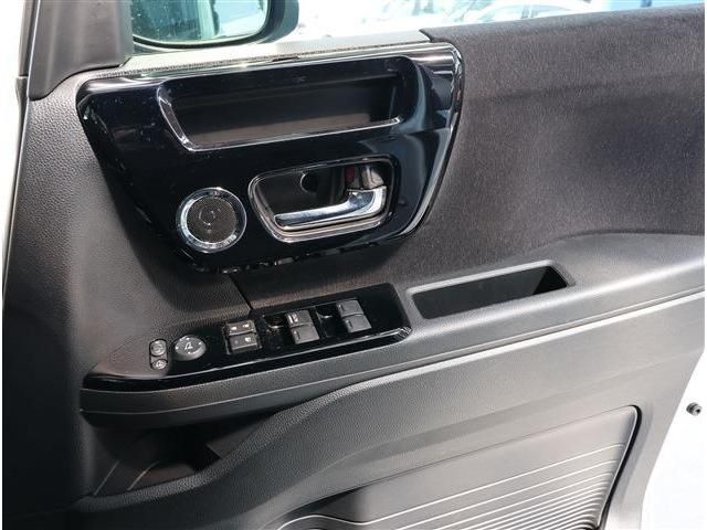 HONDA N BOX CUSTOM 2023 Image 31