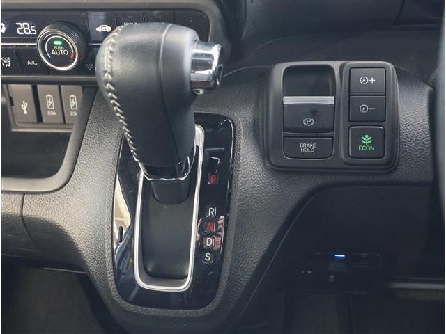 HONDA N BOX CUSTOM 2023 Image 31