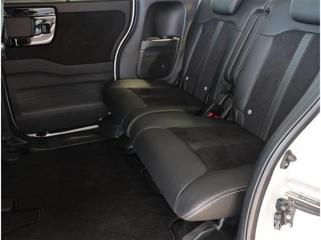 HONDA N BOX CUSTOM 2023 Image 31