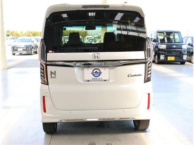 HONDA N BOX CUSTOM 2023 Image 31