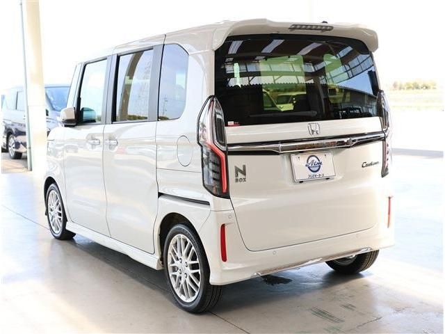 HONDA N BOX CUSTOM 2023 Image 31