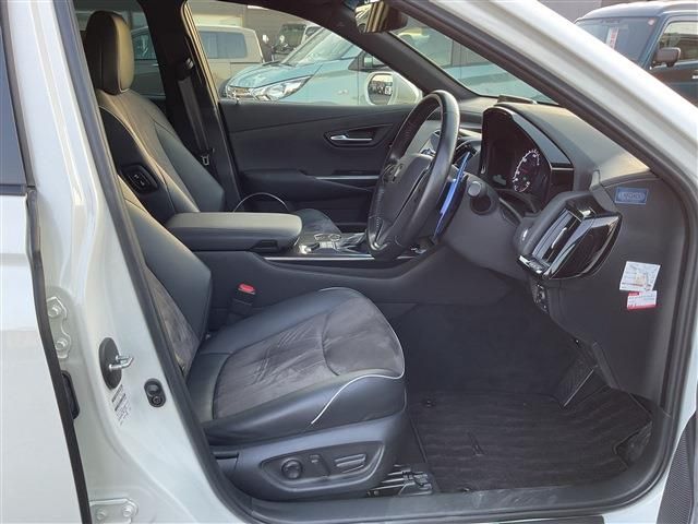 TOYOTA CROWN SEDAN HYBRID 2019 Image 31