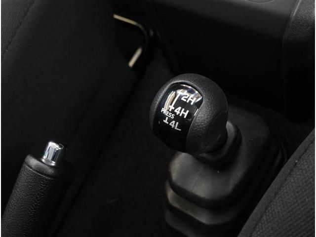 SUZUKI JIMNY NOMADE 2025 Image 31