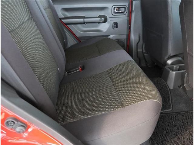 SUZUKI JIMNY NOMADE 2025 Image 31