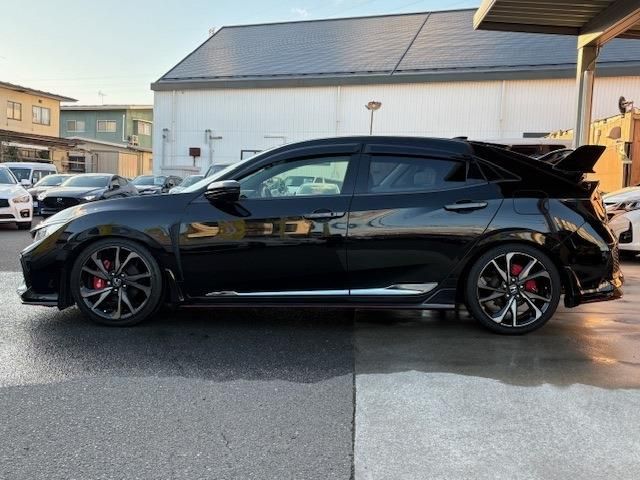 HONDA CIVIC HATCHBACK 2019 Image 31