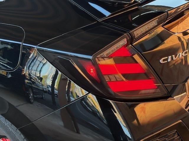 HONDA CIVIC HATCHBACK 2019 Image 31