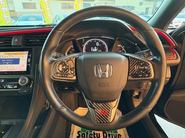 HONDA CIVIC HATCHBACK 2019 Image 31