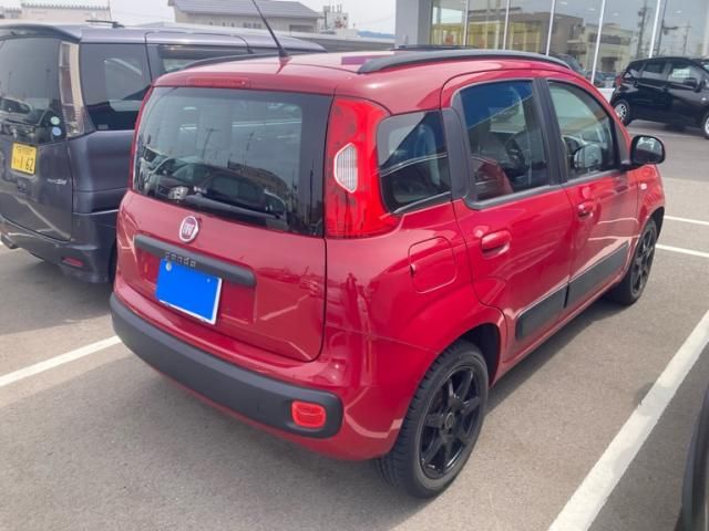FIAT PANDA 2016 Image 31