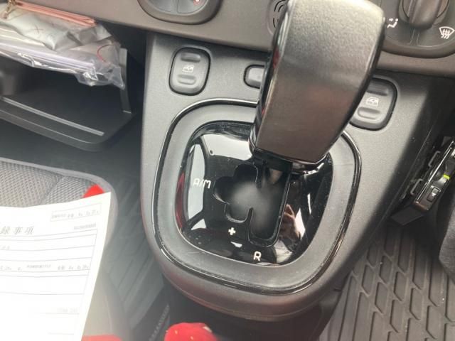 FIAT PANDA 2016 Image 31