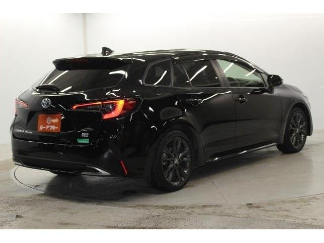 TOYOTA COROLLA TOURING HYBR 2024 Image 31