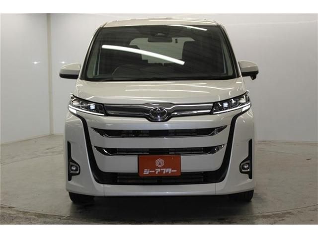 TOYOTA NOAH 4WD 2023 Image 31
