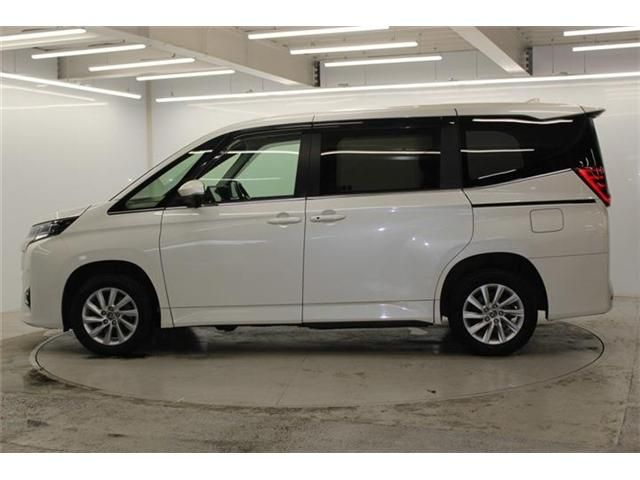 TOYOTA NOAH 4WD 2023 Image 31