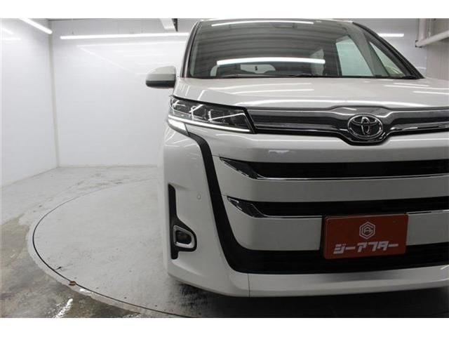 TOYOTA NOAH 4WD 2023 Image 31