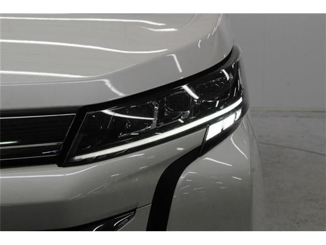 TOYOTA NOAH 4WD 2023 Image 31