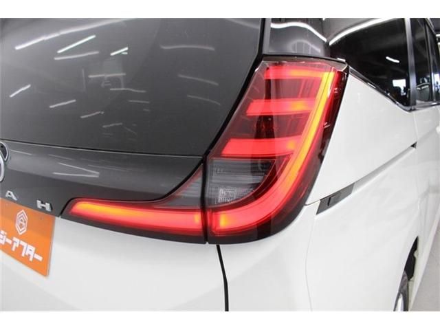 TOYOTA NOAH 4WD 2023 Image 31