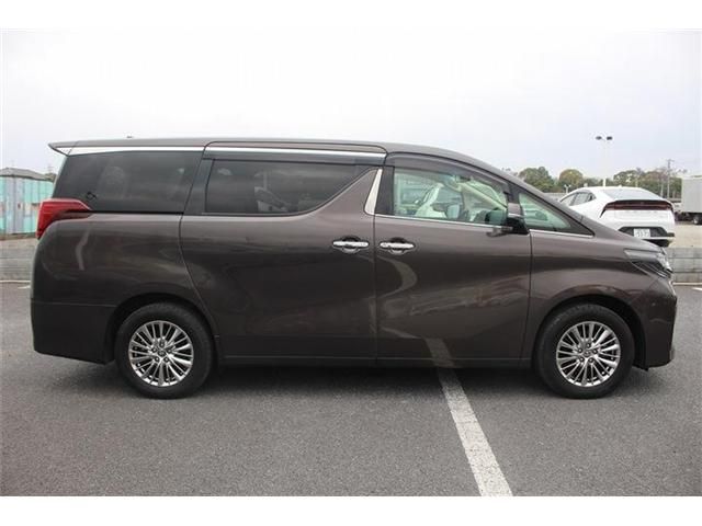 TOYOTA ALPHARD HYBRID 4WD 2023 Image 31