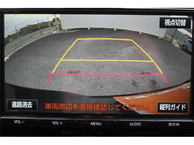 TOYOTA VOXY 2017 Image 31