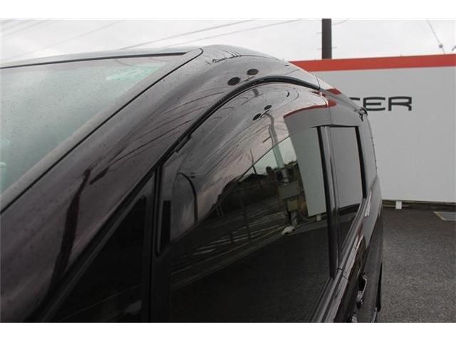 TOYOTA VOXY 2017 Image 31