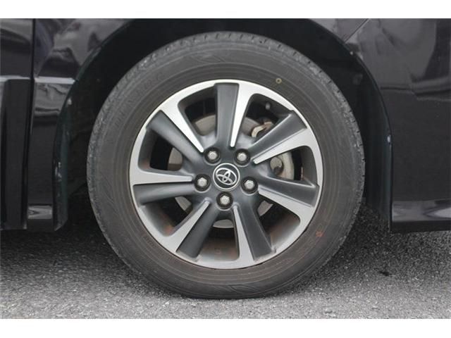 TOYOTA VOXY 2017 Image 31