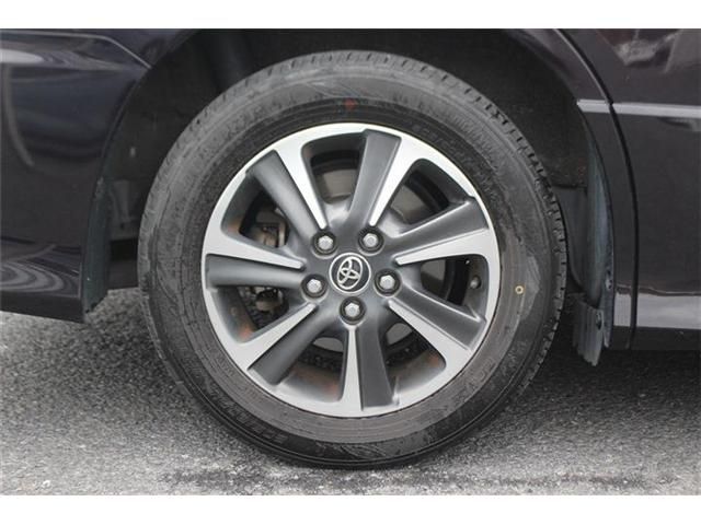 TOYOTA VOXY 2017 Image 31