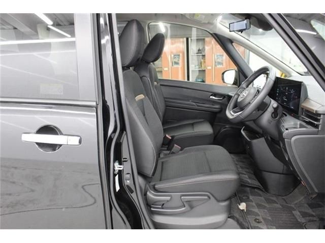 NISSAN SERENA  WG 2024 Image 31