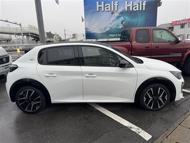 PEUGEOT 208 2025 Image 31