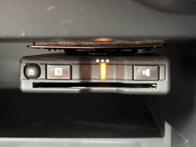 NISSAN NOTE 2017 Image 31