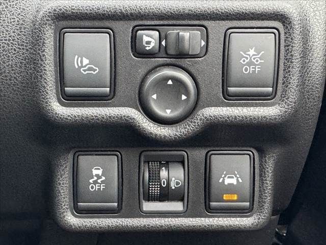 NISSAN NOTE 2017 Image 31