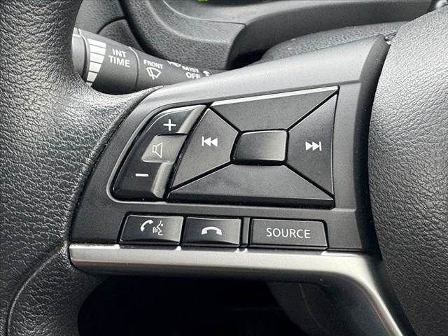 NISSAN NOTE 2017 Image 31