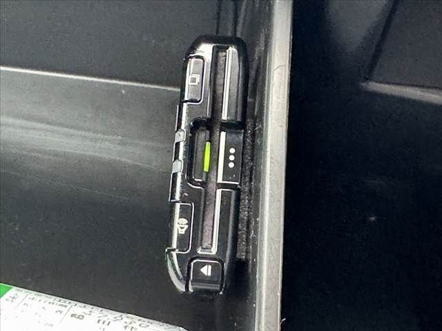 MAZDA AXELA SEDAN 2014 Image 31