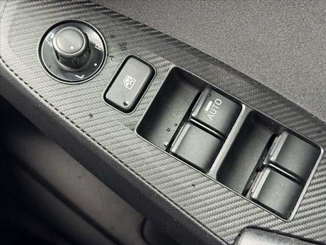 MAZDA AXELA SEDAN 2014 Image 31