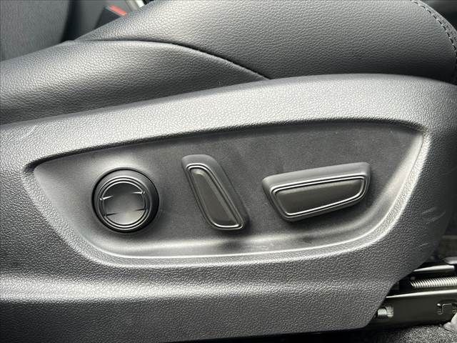 TOYOTA COROLLA CROSS HYBRID 2024 Image 31