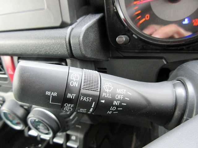 SUZUKI JIMNY NOMADE 2026 Image 31