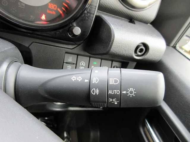 SUZUKI JIMNY NOMADE 2026 Image 31