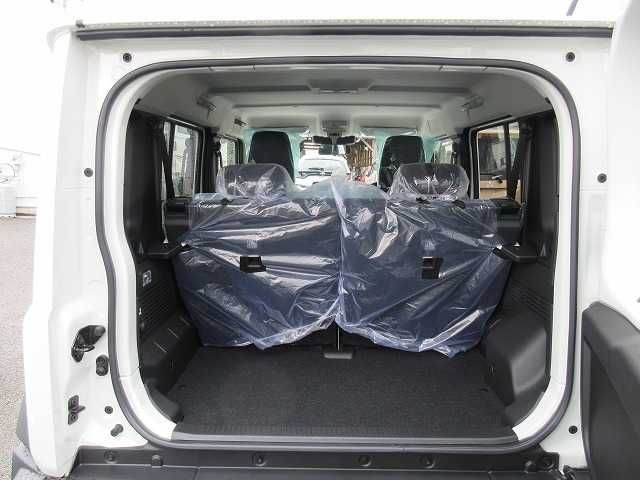 SUZUKI JIMNY NOMADE 2026 Image 31